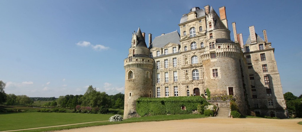 chateau-brissac- facade-est